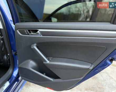 Синий Фольксваген Пассат, объемом двигателя 1.8 л и пробегом 180 тыс. км за 11500 $, фото 37 на Automoto.ua