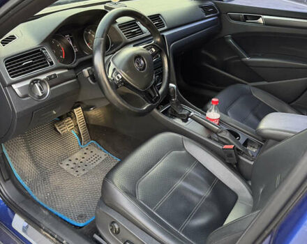 Синій Фольксваген Пассат, об'ємом двигуна 1.8 л та пробігом 180 тис. км за 9200 $, фото 10 на Automoto.ua