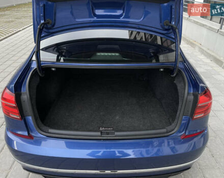 Синий Фольксваген Пассат, объемом двигателя 1.8 л и пробегом 219 тыс. км за 12900 $, фото 27 на Automoto.ua