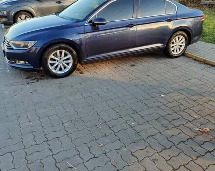 Синий Фольксваген Пассат, объемом двигателя 1.6 л и пробегом 217 тыс. км за 14300 $, фото 2 на Automoto.ua