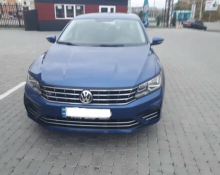 Синий Фольксваген Пассат, объемом двигателя 1.8 л и пробегом 125 тыс. км за 12900 $, фото 2 на Automoto.ua