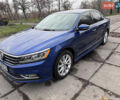 Синий Фольксваген Пассат, объемом двигателя 1.8 л и пробегом 149 тыс. км за 14200 $, фото 4 на Automoto.ua