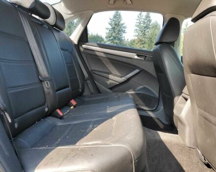 Синій Фольксваген Пассат, об'ємом двигуна 1.8 л та пробігом 129 тис. км за 1400 $, фото 9 на Automoto.ua