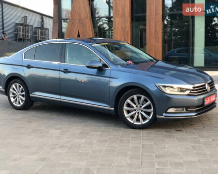 Синій Фольксваген Пассат, об'ємом двигуна 2 л та пробігом 263 тис. км за 16200 $, фото 5 на Automoto.ua