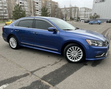 Синий Фольксваген Пассат, объемом двигателя 1.8 л и пробегом 90 тыс. км за 15000 $, фото 1 на Automoto.ua