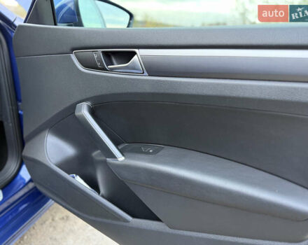 Синий Фольксваген Пассат, объемом двигателя 1.8 л и пробегом 180 тыс. км за 11500 $, фото 38 на Automoto.ua