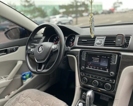 Синий Фольксваген Пассат, объемом двигателя 1.8 л и пробегом 90 тыс. км за 15000 $, фото 4 на Automoto.ua