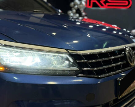 Синій Фольксваген Пассат, об'ємом двигуна 1.78 л та пробігом 159 тис. км за 11500 $, фото 14 на Automoto.ua