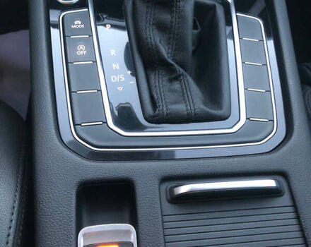 Синій Фольксваген Пассат, об'ємом двигуна 2 л та пробігом 263 тис. км за 16200 $, фото 22 на Automoto.ua