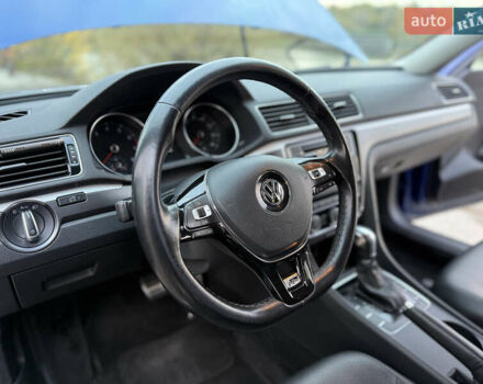 Синий Фольксваген Пассат, объемом двигателя 1.8 л и пробегом 180 тыс. км за 11500 $, фото 33 на Automoto.ua