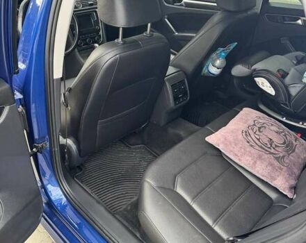 Синій Фольксваген Пассат, об'ємом двигуна 1.8 л та пробігом 196 тис. км за 13500 $, фото 5 на Automoto.ua