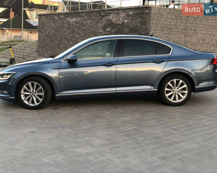 Синій Фольксваген Пассат, об'ємом двигуна 2 л та пробігом 263 тис. км за 16200 $, фото 3 на Automoto.ua