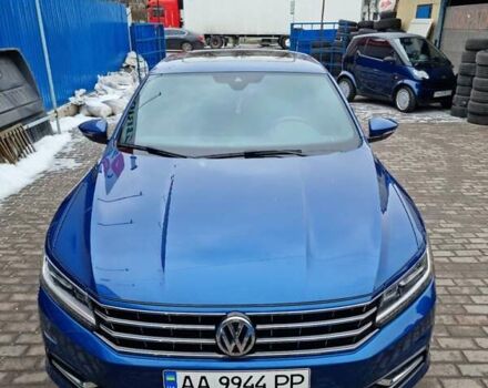 Синий Фольксваген Пассат, объемом двигателя 3.6 л и пробегом 199 тыс. км за 17000 $, фото 2 на Automoto.ua