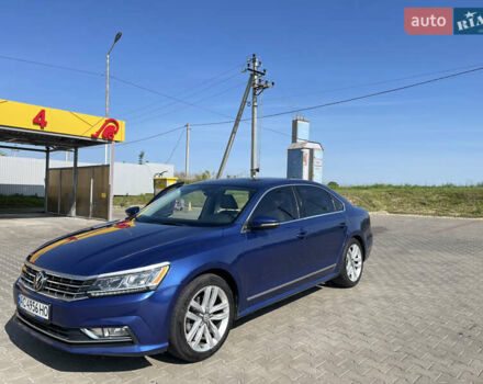 Синій Фольксваген Пассат, об'ємом двигуна 1.8 л та пробігом 226 тис. км за 12999 $, фото 5 на Automoto.ua