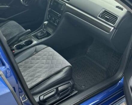 Синій Фольксваген Пассат, об'ємом двигуна 1.8 л та пробігом 130 тис. км за 14000 $, фото 7 на Automoto.ua