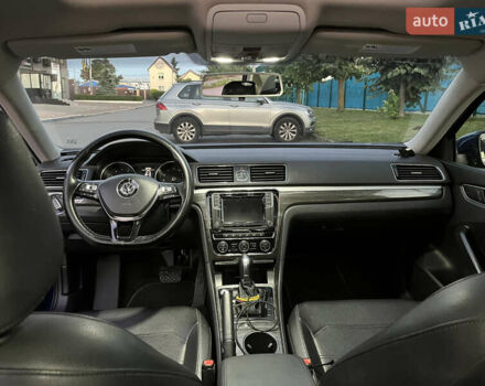 Синій Фольксваген Пассат, об'ємом двигуна 1.8 л та пробігом 160 тис. км за 14100 $, фото 23 на Automoto.ua