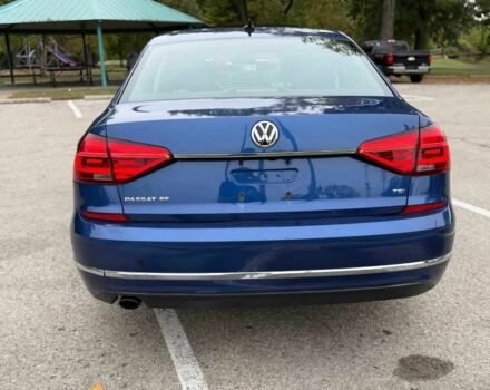 Синий Фольксваген Пассат, объемом двигателя 1.8 л и пробегом 77 тыс. км за 8400 $, фото 4 на Automoto.ua