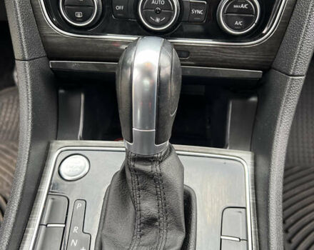 Синий Фольксваген Пассат, объемом двигателя 1.8 л и пробегом 93 тыс. км за 13800 $, фото 11 на Automoto.ua