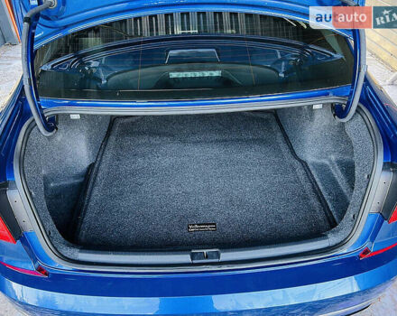 Синий Фольксваген Пассат, объемом двигателя 1.8 л и пробегом 119 тыс. км за 13399 $, фото 17 на Automoto.ua