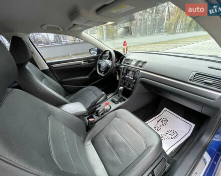 Синий Фольксваген Пассат, объемом двигателя 1.8 л и пробегом 219 тыс. км за 12900 $, фото 20 на Automoto.ua