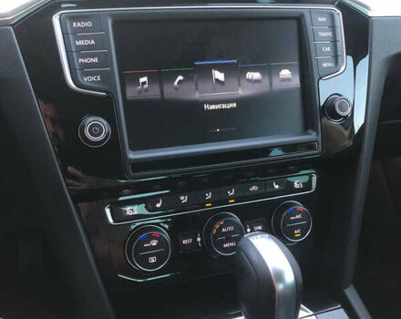 Синій Фольксваген Пассат, об'ємом двигуна 2 л та пробігом 263 тис. км за 16200 $, фото 26 на Automoto.ua