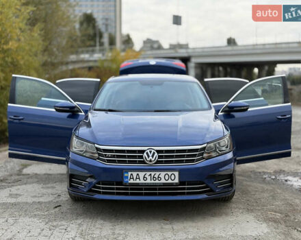 Синий Фольксваген Пассат, объемом двигателя 1.8 л и пробегом 180 тыс. км за 11500 $, фото 22 на Automoto.ua