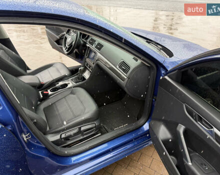 Синий Фольксваген Пассат, объемом двигателя 1.8 л и пробегом 197 тыс. км за 12599 $, фото 29 на Automoto.ua