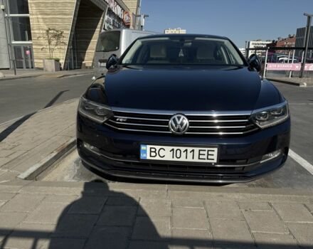 Синий Фольксваген Пассат, объемом двигателя 1.6 л и пробегом 209 тыс. км за 16000 $, фото 1 на Automoto.ua