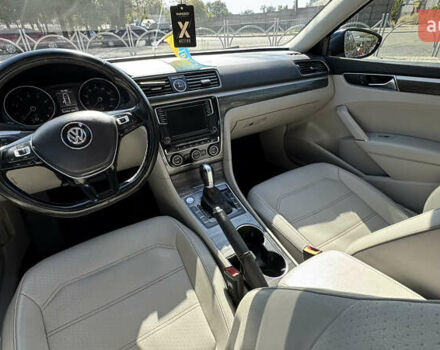 Синий Фольксваген Пассат, объемом двигателя 1.8 л и пробегом 160 тыс. км за 14500 $, фото 7 на Automoto.ua