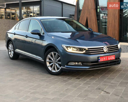 Синій Фольксваген Пассат, об'ємом двигуна 2 л та пробігом 263 тис. км за 16200 $, фото 4 на Automoto.ua