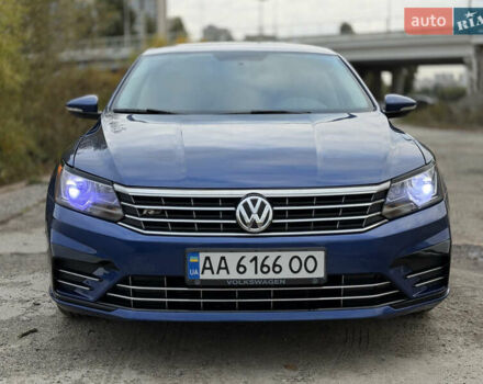 Синий Фольксваген Пассат, объемом двигателя 1.8 л и пробегом 180 тыс. км за 11500 $, фото 16 на Automoto.ua