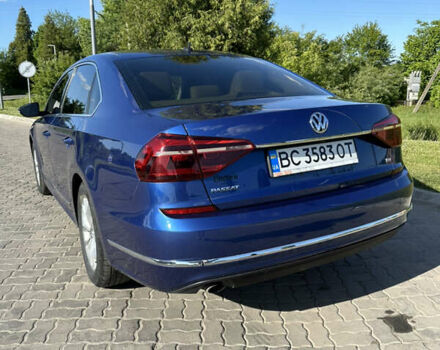 Синий Фольксваген Пассат, объемом двигателя 1.8 л и пробегом 145 тыс. км за 12200 $, фото 2 на Automoto.ua