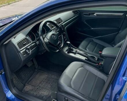 Синій Фольксваген Пассат, об'ємом двигуна 1.8 л та пробігом 130 тис. км за 14000 $, фото 5 на Automoto.ua