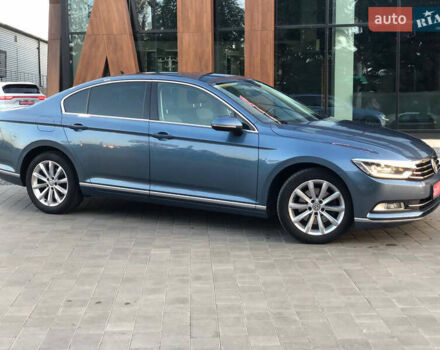 Синій Фольксваген Пассат, об'ємом двигуна 2 л та пробігом 263 тис. км за 16200 $, фото 6 на Automoto.ua
