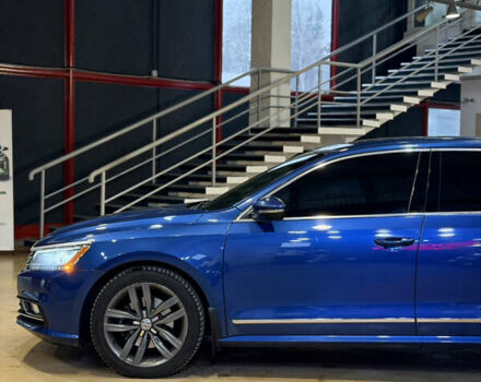 Синій Фольксваген Пассат, об'ємом двигуна 1.78 л та пробігом 159 тис. км за 11500 $, фото 11 на Automoto.ua