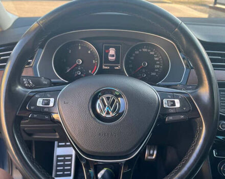 Синий Фольксваген Пассат, объемом двигателя 2 л и пробегом 220 тыс. км за 17400 $, фото 9 на Automoto.ua