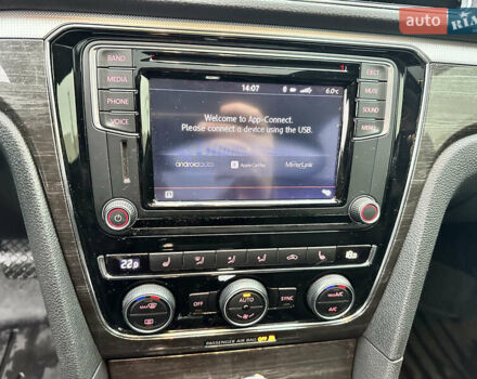 Синій Фольксваген Пассат, об'ємом двигуна 1.8 л та пробігом 173 тис. км за 13800 $, фото 8 на Automoto.ua