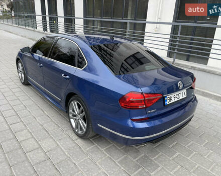 Синий Фольксваген Пассат, объемом двигателя 1.8 л и пробегом 219 тыс. км за 12900 $, фото 7 на Automoto.ua