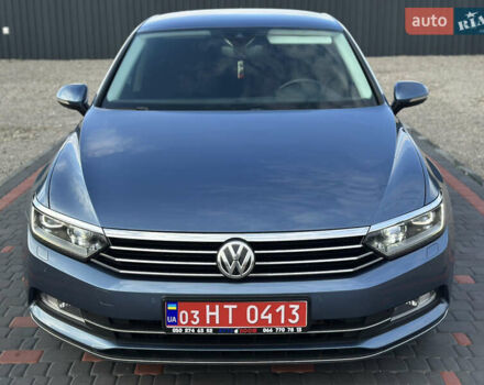 Синій Фольксваген Пассат, об'ємом двигуна 2 л та пробігом 262 тис. км за 16999 $, фото 3 на Automoto.ua
