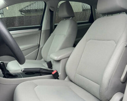 Синій Фольксваген Пассат, об'ємом двигуна 1.8 л та пробігом 98 тис. км за 12500 $, фото 12 на Automoto.ua