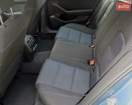 Синій Фольксваген Пассат, об'ємом двигуна 1.4 л та пробігом 203 тис. км за 16500 $, фото 5 на Automoto.ua