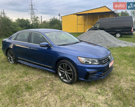Синій Фольксваген Пассат, об'ємом двигуна 1.8 л та пробігом 270 тис. км за 11800 $, фото 14 на Automoto.ua