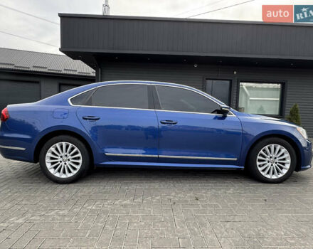 Синій Фольксваген Пассат, об'ємом двигуна 1.8 л та пробігом 130 тис. км за 14000 $, фото 3 на Automoto.ua