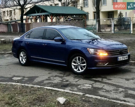 Синий Фольксваген Пассат, объемом двигателя 1.8 л и пробегом 161 тыс. км за 12700 $, фото 1 на Automoto.ua