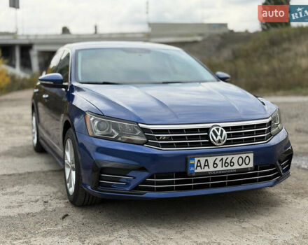 Синий Фольксваген Пассат, объемом двигателя 1.8 л и пробегом 180 тыс. км за 11500 $, фото 12 на Automoto.ua
