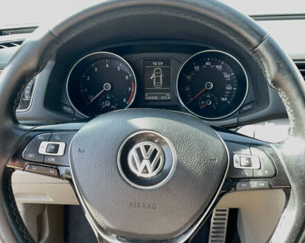 Синій Фольксваген Пассат, об'ємом двигуна 1.8 л та пробігом 226 тис. км за 12999 $, фото 9 на Automoto.ua