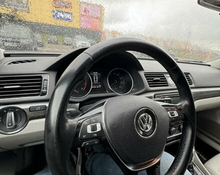 Синий Фольксваген Пассат, объемом двигателя 1.8 л и пробегом 160 тыс. км за 12950 $, фото 69 на Automoto.ua