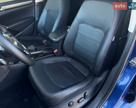 Синій Фольксваген Пассат, об'ємом двигуна 1.8 л та пробігом 279 тис. км за 13900 $, фото 13 на Automoto.ua