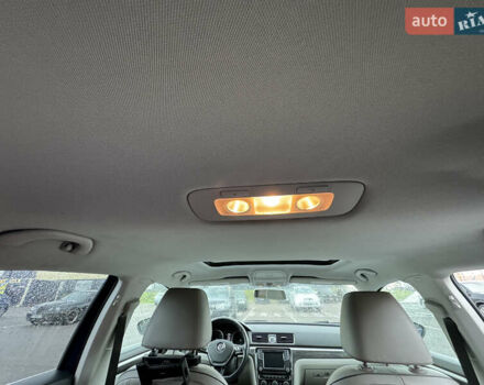 Синий Фольксваген Пассат, объемом двигателя 1.8 л и пробегом 160 тыс. км за 12950 $, фото 65 на Automoto.ua