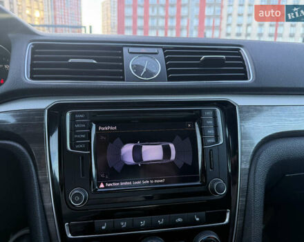 Синій Фольксваген Пассат, об'ємом двигуна 1.8 л та пробігом 248 тис. км за 13900 $, фото 25 на Automoto.ua